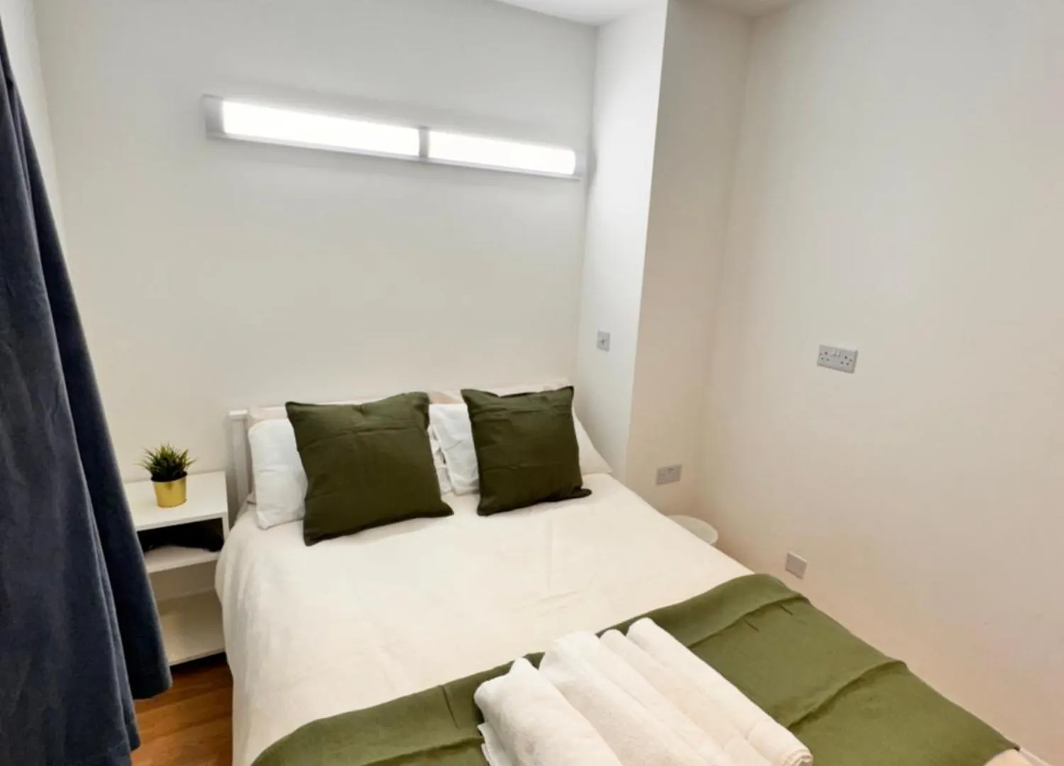 Luxury 2 Bhk In Canary Wharf London Apartment